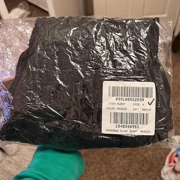 Madewell Seamed Pull-On Paperbag Shorts in Softdrape - Picture 8 of 9